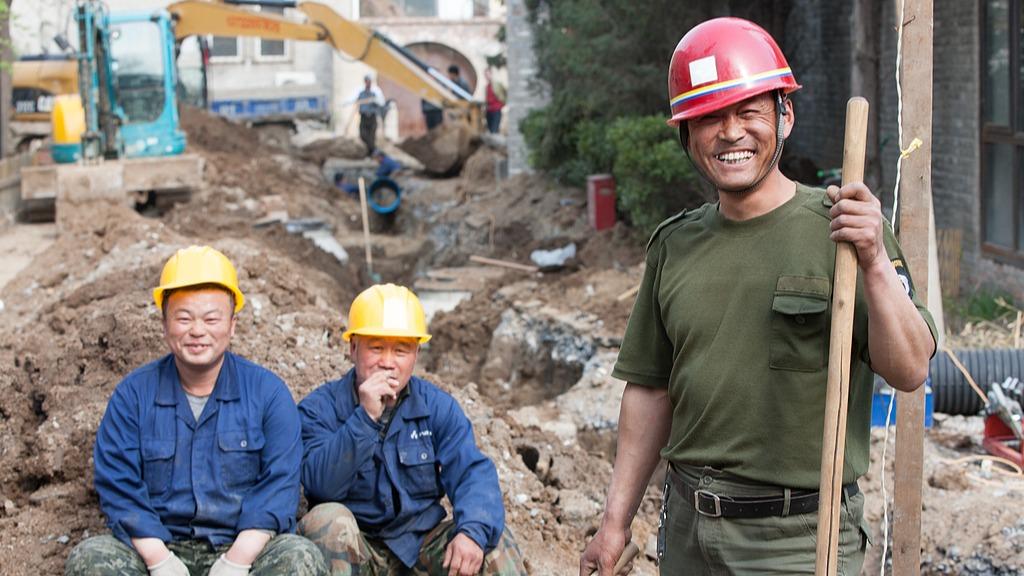 用法治刚性为劳动者筑牢维权“防护网”——代表委员呼吁将劳动者权益保障纳入检察公益